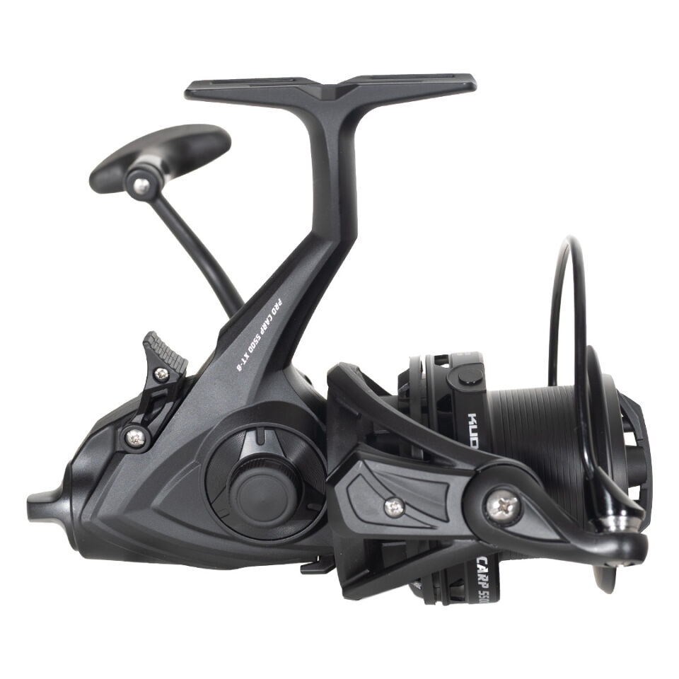 KUDOS PRO CARP 5500XT B 5+1BB BAITRUNNER MAKARA