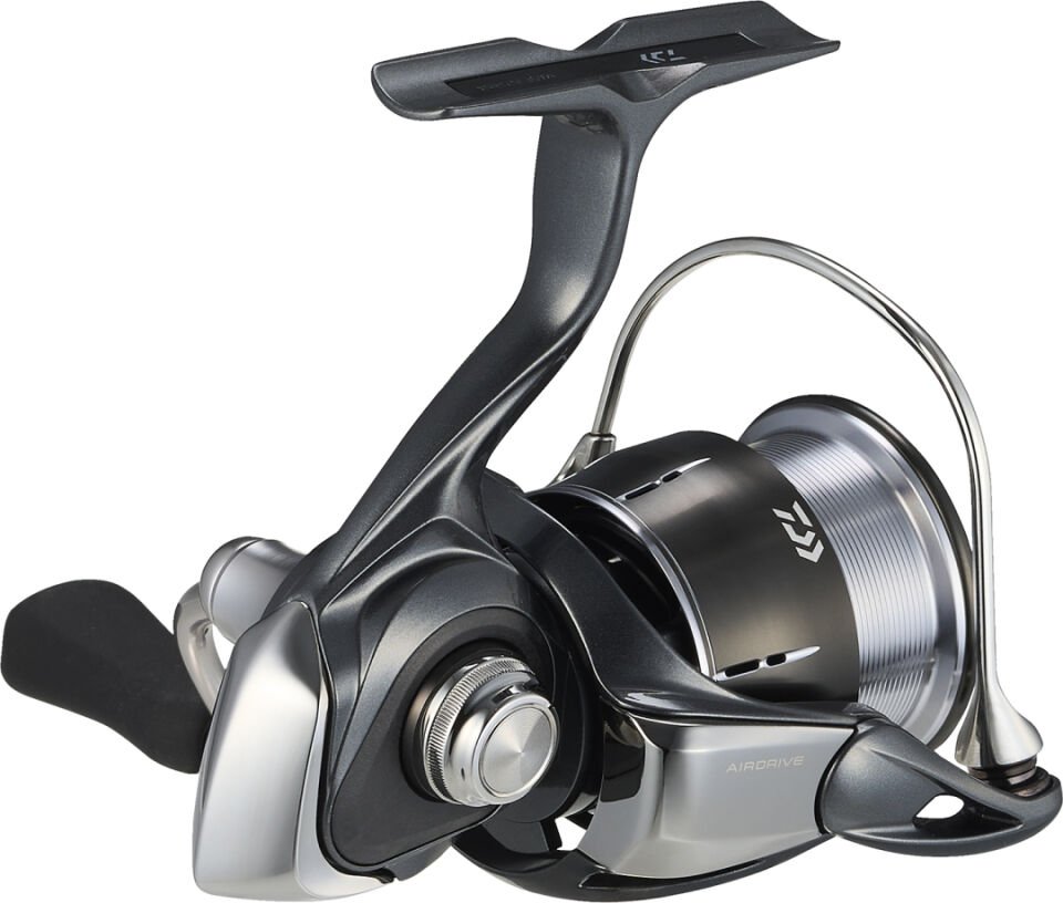DAIWA LUVIAS 24 PC LT 3000 D MAKARA