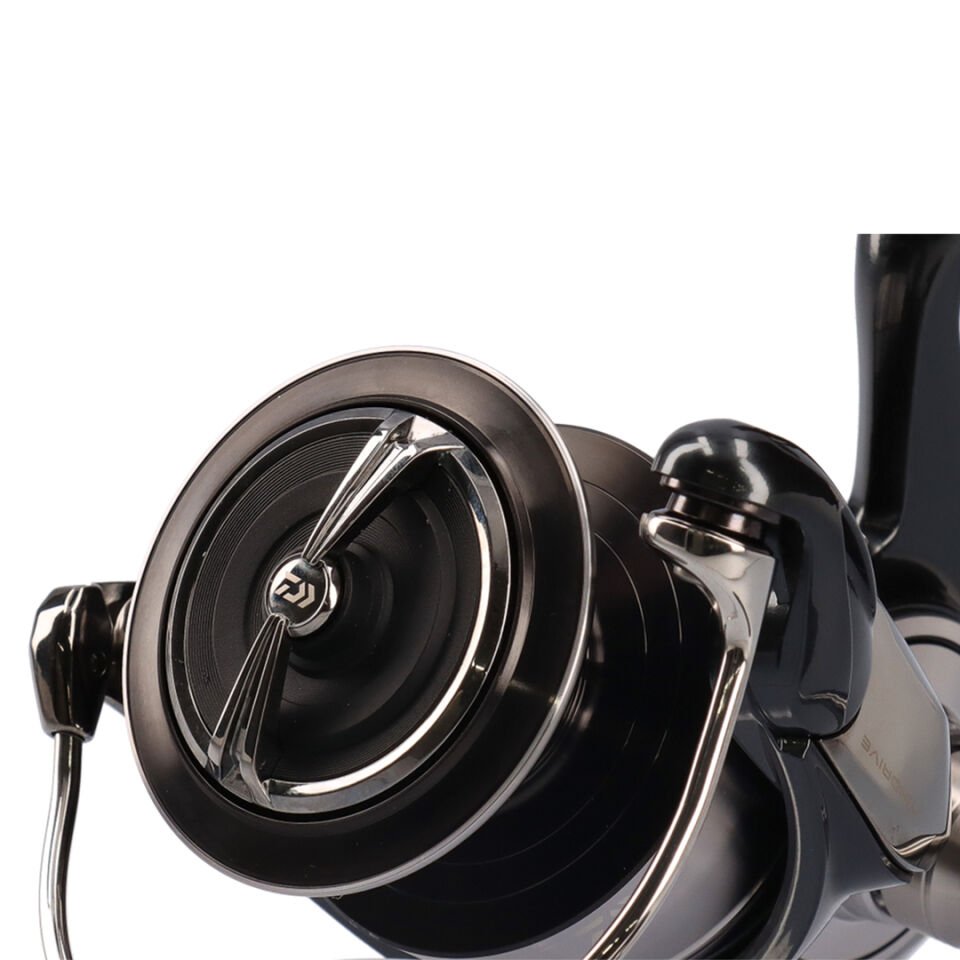 DAIWA CERTATE G 24SW 5000 XH MAKARA