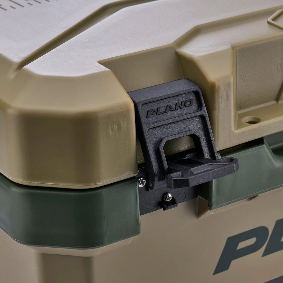 Plano Frost Cooler 32QT Buzluk Çanta 30LT