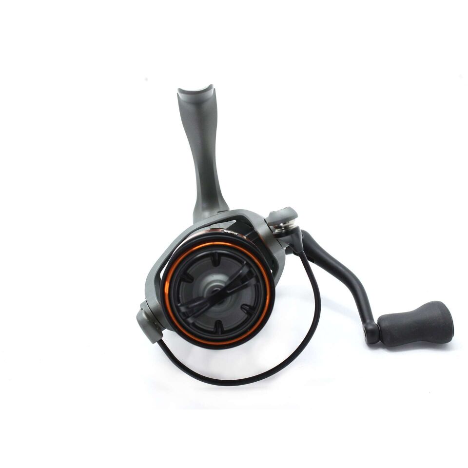 Captain Tiny 2500 Spin Makine 6+1 BB