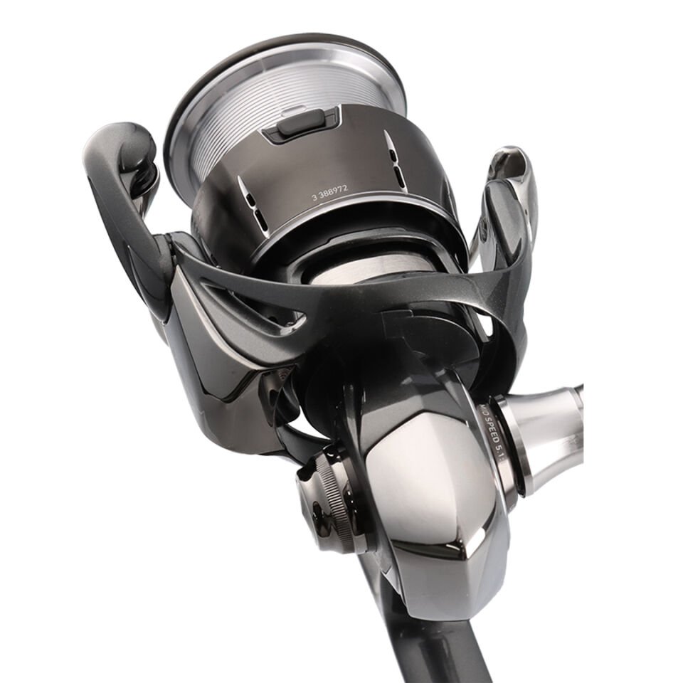 DAIWA LUVIAS 24 PC LT 2500 MAKARA