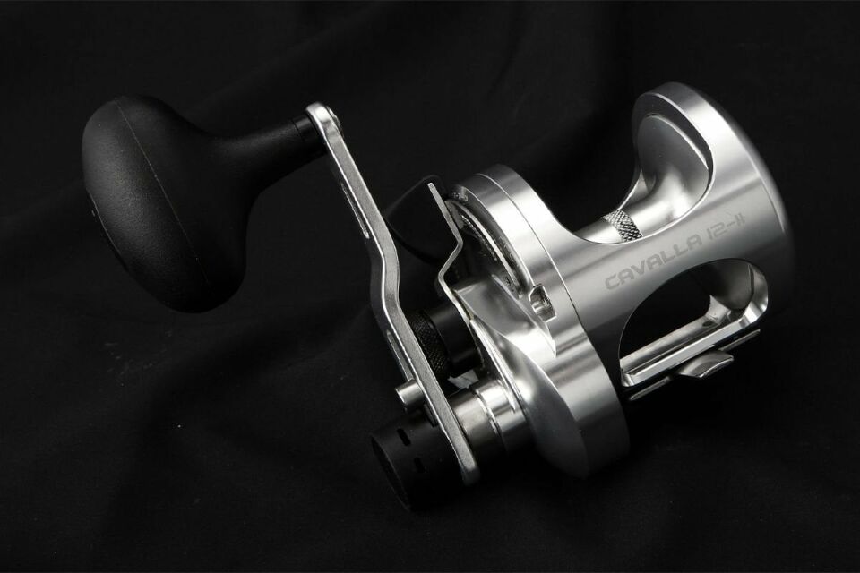 Okuma Cavalla CAV-12II Sağ El Çıkrık Makinesi