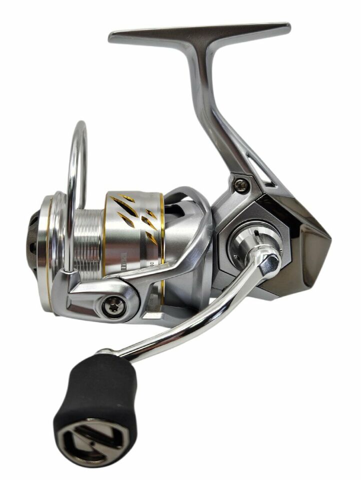 Okuma Zyros ZRS-2500HA 6+1BB Olta Makinesi